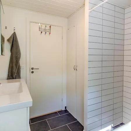 Three-bedroom In بيت للعطل