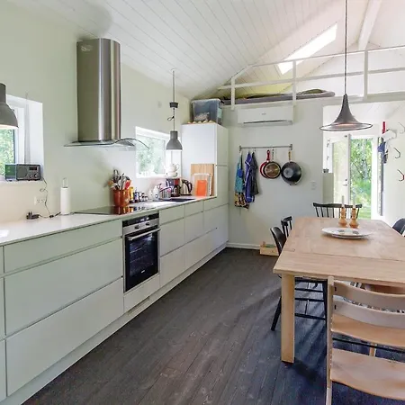 Ferienhaus Three-bedroom In